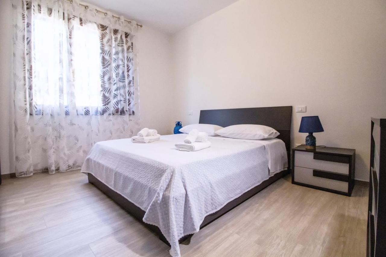 Dd House Family Holiday Apartment 체치나 외부 사진