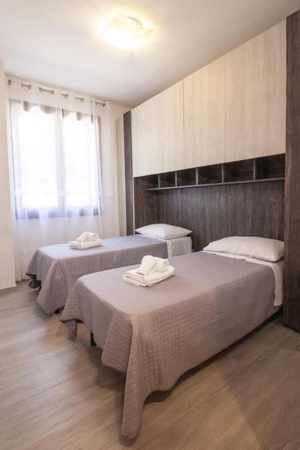 Dd House Family Holiday Apartment 체치나 외부 사진