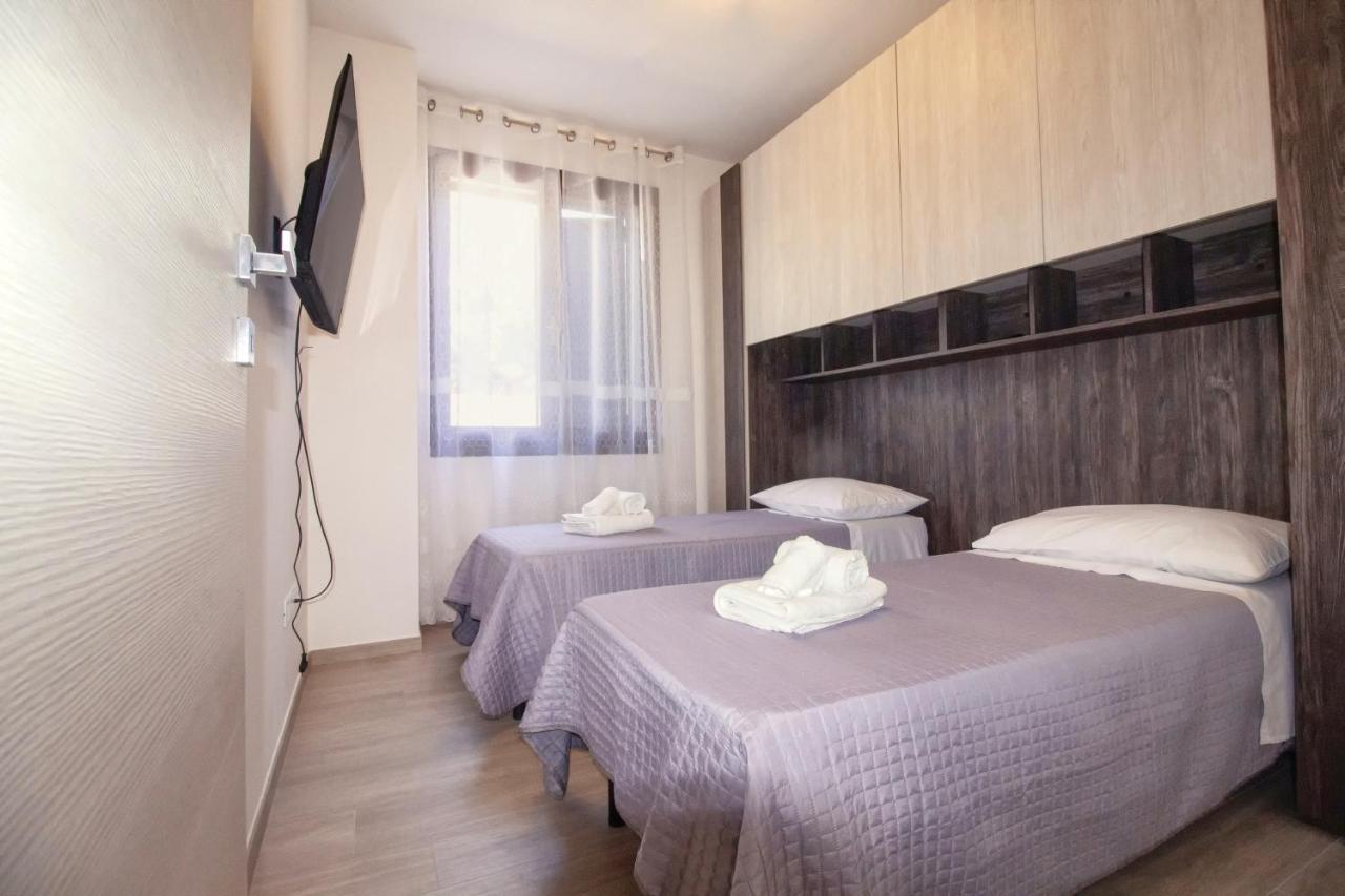 Dd House Family Holiday Apartment 체치나 외부 사진