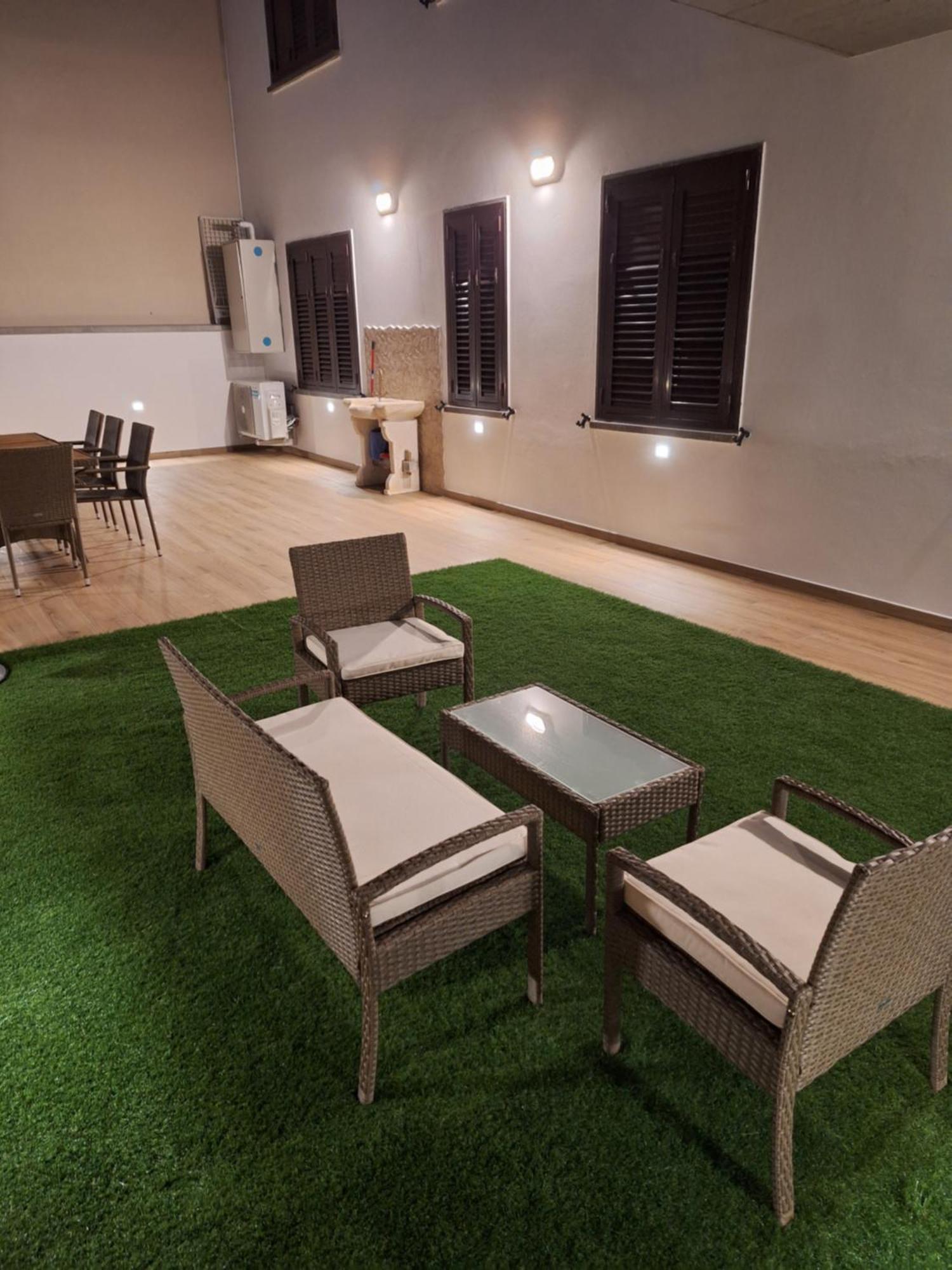 Dd House Family Holiday Apartment 체치나 외부 사진