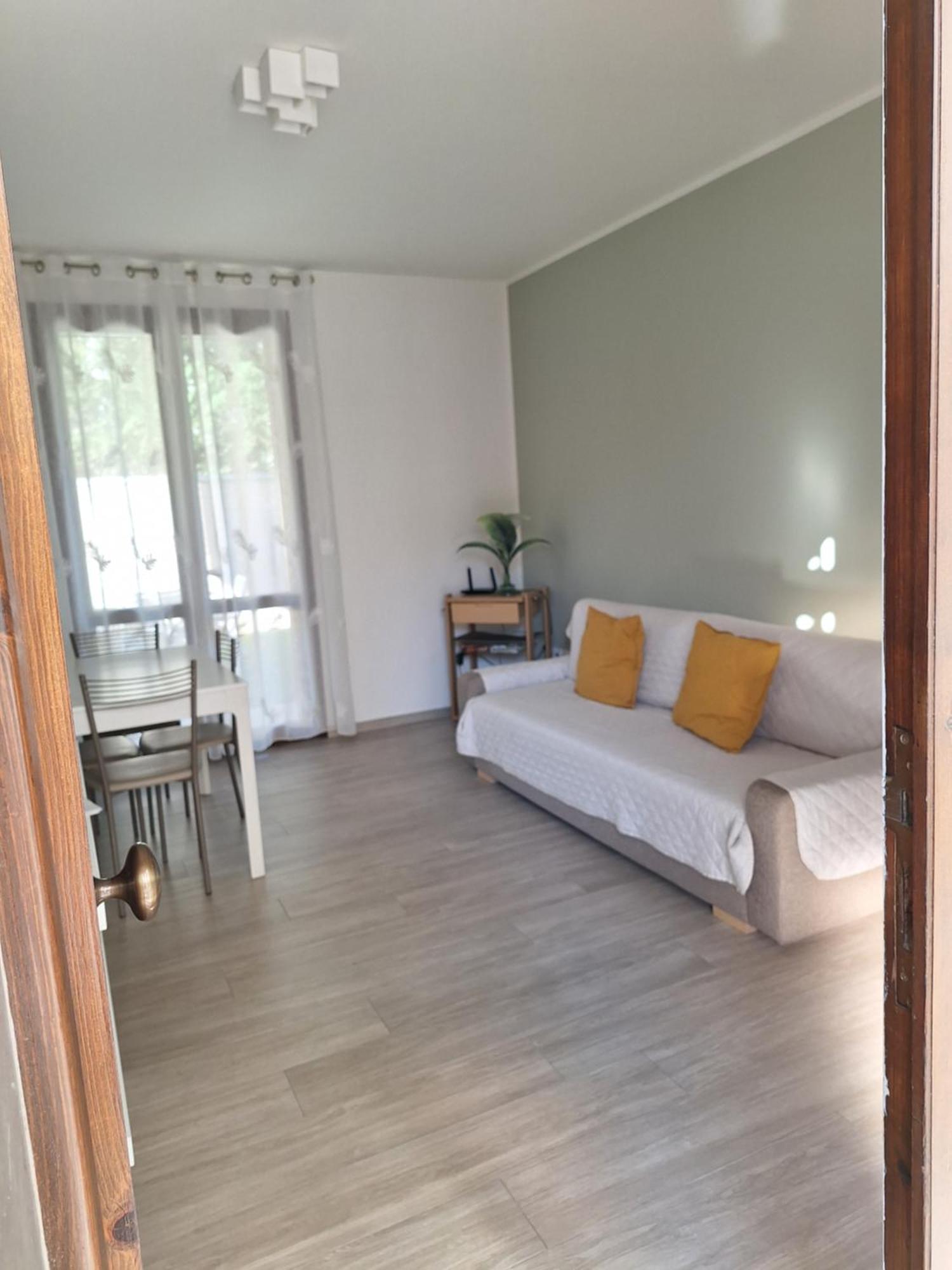 Dd House Family Holiday Apartment 체치나 외부 사진